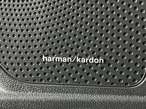 Used 2022 Kia Niro EX Premium w/ Cold Weather Package image 18