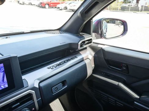 Used 2026 Toyota Tacoma SR5 AWD/4WD image 21