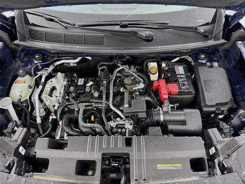 Certified 2026 Nissan Kicks SR FWD image 27