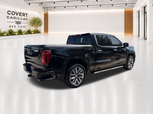 Used 2024 GMC Sierra 1500 Denali w/ Denali Reserve Package AWD/4WD image 10