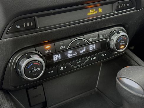 Used 2018 MAZDA CX-5 Touring image 15