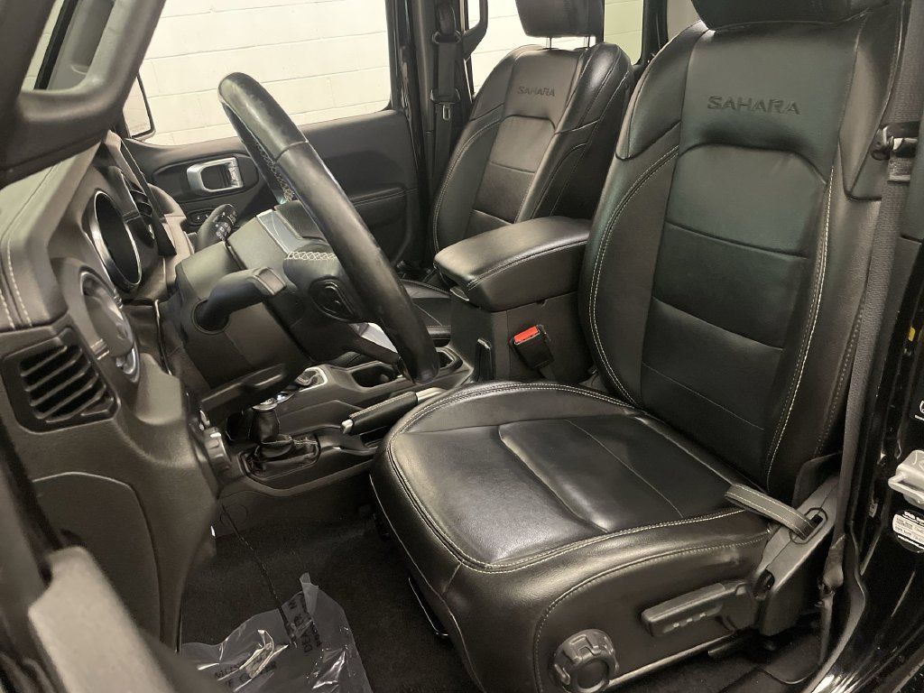 Used 2021 Jeep Wrangler Unlimited Sahara w/ Cold Weather Group AWD/4WD image 13