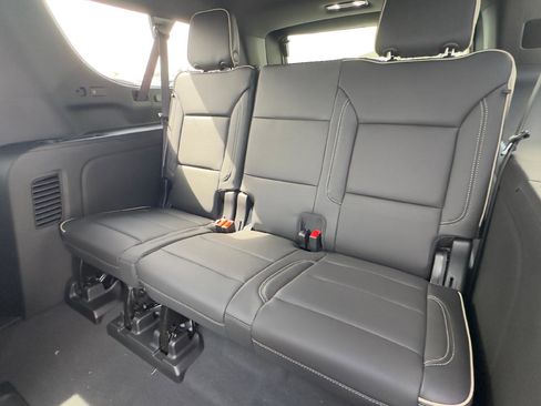 New 2026 GMC Yukon XL Elevation w/ Elevation Premium Package image 8