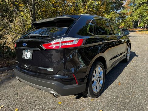 Used 2020 Ford Edge Titanium image 5