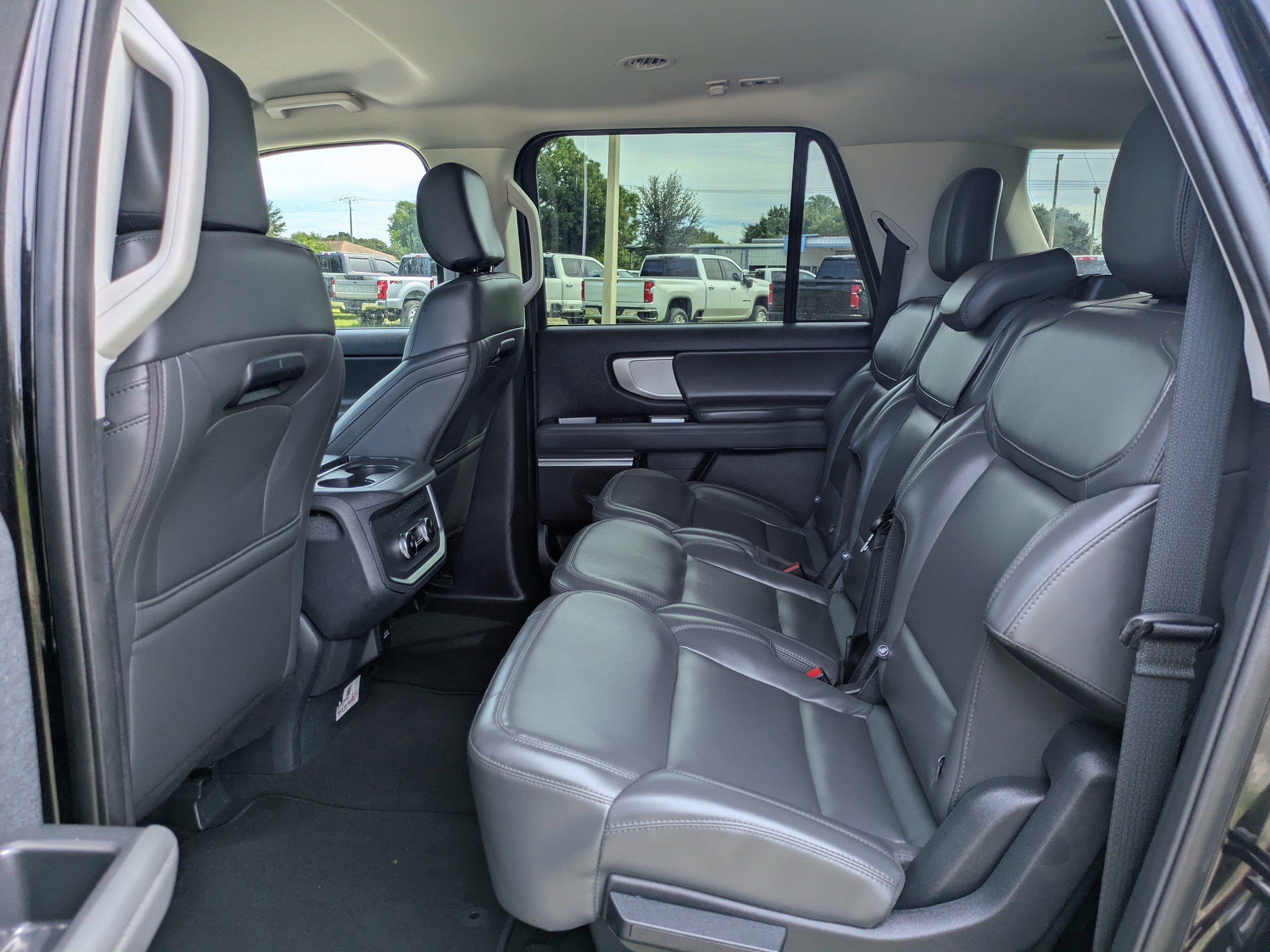 Used 2026 Ford Expedition Max Active RWD image 13