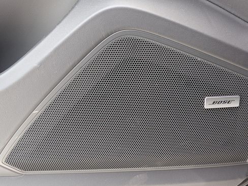 Certified 2024 Porsche Cayenne S AWD/4WD image 13