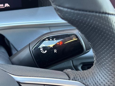 New 2026 Volkswagen Tiguan SE R-Line AWD/4WD image 21