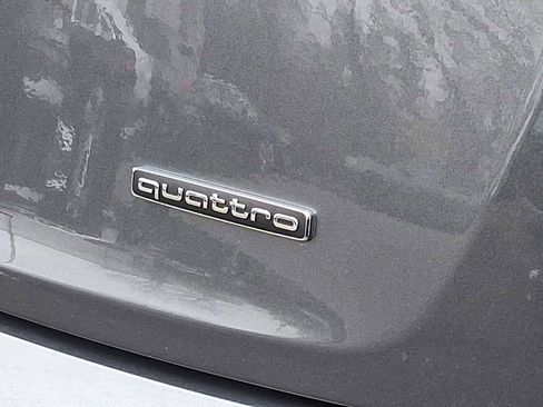 Certified 2022 Audi Q5 2.0T Premium w/ Convenience Package image 21