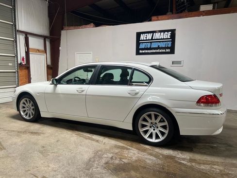 Used 2004 BMW 745Li RWD image 9