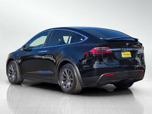 Used 2018 Tesla Model X P100D image 7