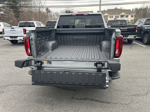New 2026 GMC Sierra 1500 SLT w/ SLT Premium Plus Package image 9