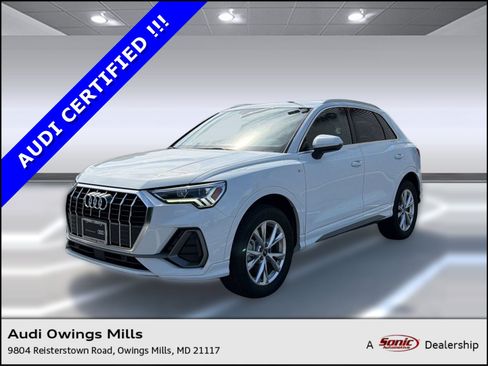 Certified 2025 Audi Q3 2.0T Premium w/ Convenience Package AWD/4WD image 1