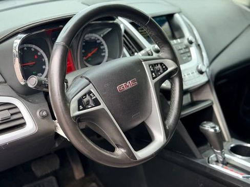 Used 2017 GMC Terrain SLE w/ Convenience Package FWD image 7
