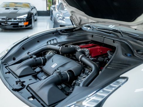 Used 2016 Ferrari California T image 82