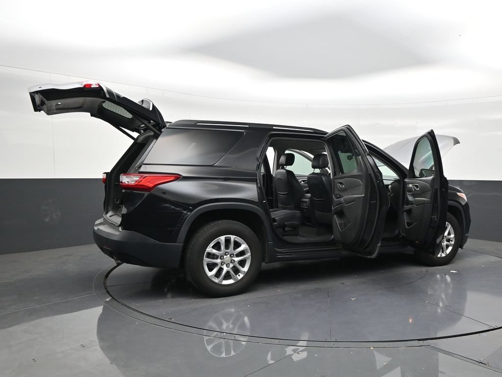 Used 2019 Chevrolet Traverse LT FWD image 27