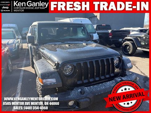 Used 2022 Jeep Wrangler Unlimited Sport image 2