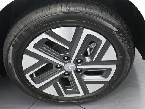 Used 2023 Hyundai Kona SEL image 45