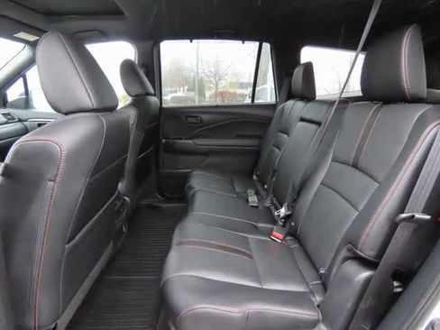 Certified 2022 Honda Pilot TrailSport image 14