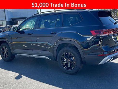 New 2025 Volkswagen Atlas Peak Edition SE AWD/4WD image 11