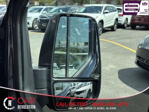 Used 2023 Ford Transit 350 XLT RWD image 46