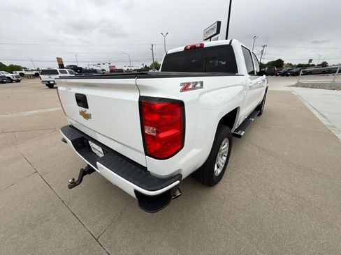 Used 2017 Chevrolet Silverado 1500 LT w/ All Star Edition AWD/4WD image 7