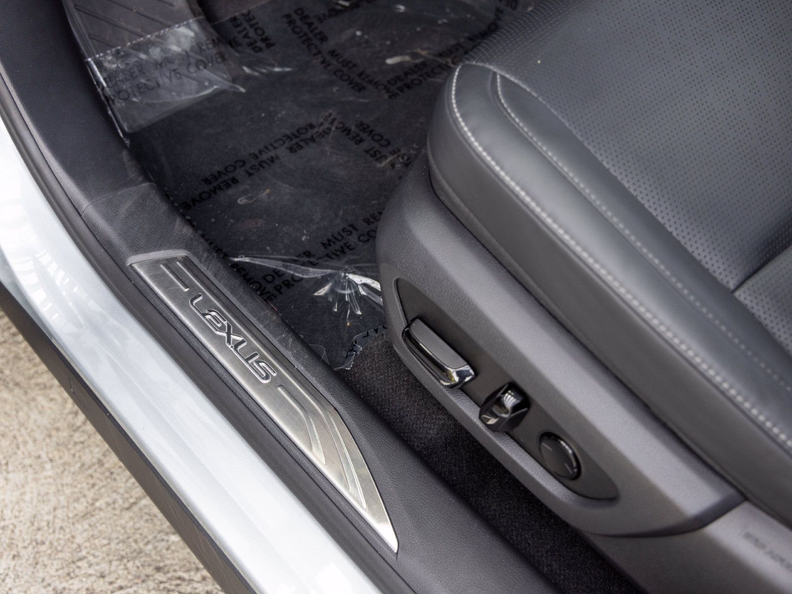 Used 2024 Lexus RX 350 w/ Convenience Package AWD/4WD image 29