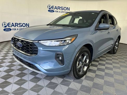 Used 2023 Ford Escape ST-Line Select AWD/4WD image 1