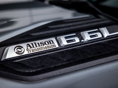 Used 2024 Chevrolet Silverado 2500 LTZ w/ LTZ Plus Package image 18