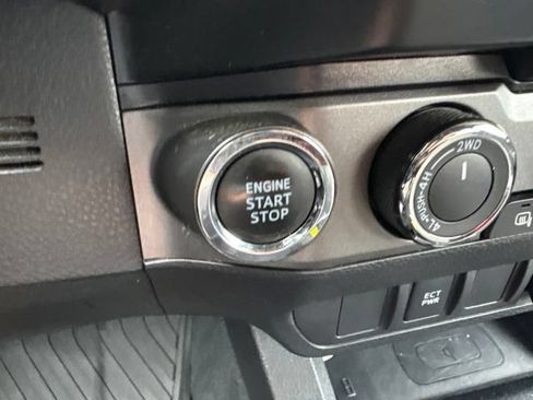 Used 2023 Toyota Tacoma TRD Off-Road w/ Black Out Package (TMS) AWD/4WD image 19