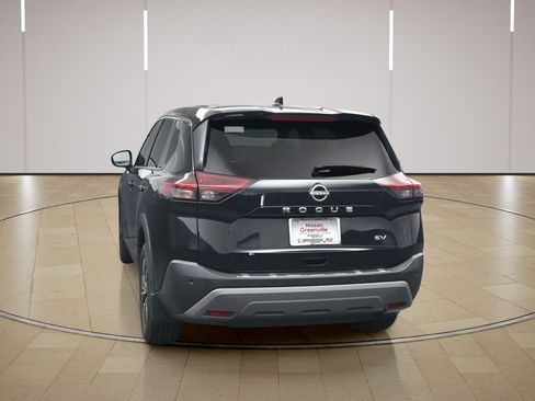 Certified 2023 Nissan Rogue SV FWD image 6