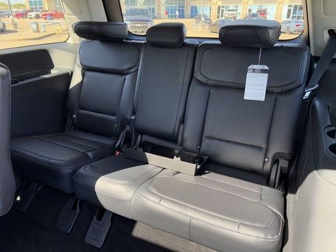 New 2025 Ford Expedition Platinum w/ Driver's Package image 59