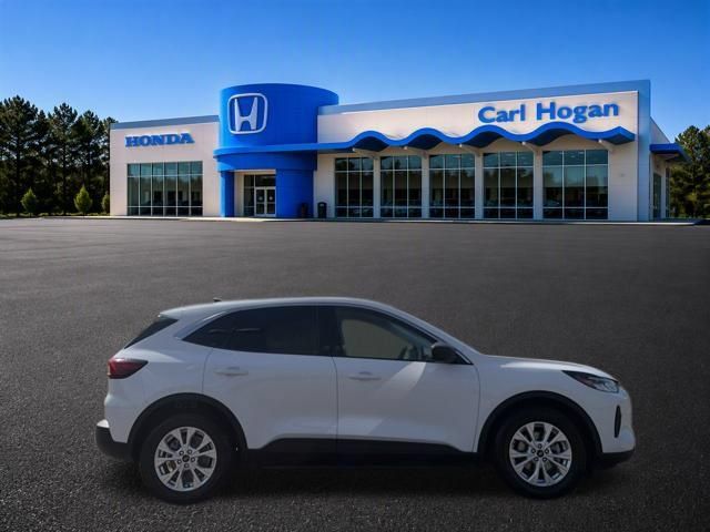 Used 2023 Ford Escape Active w/ Cold Weather Package FWD image 10