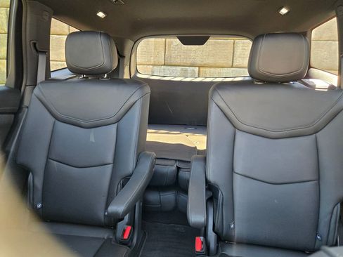 Used 2022 Cadillac XT6 Premium Luxury image 42