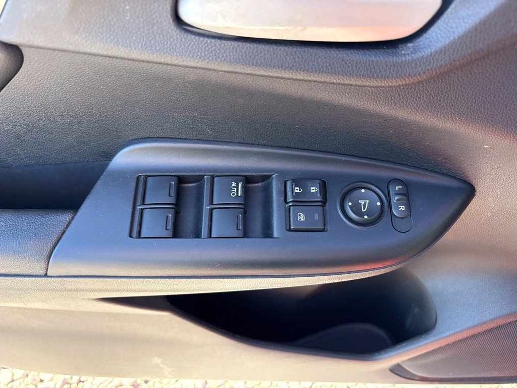 Used 2018 Honda Fit EX-L image 16