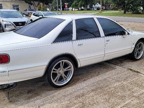 Used 1993 Chevrolet Caprice Classic LS image 5