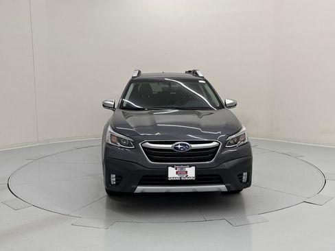 Certified 2022 Subaru Outback Touring AWD/4WD image 8
