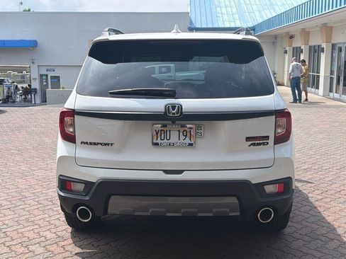 Certified 2023 Honda Passport TrailSport image 4
