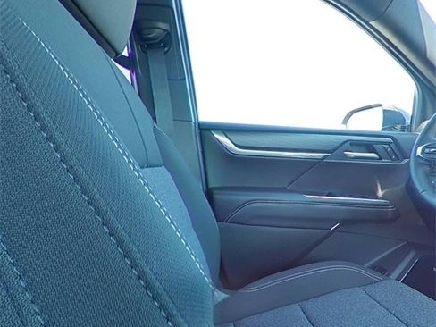 New 2025 GMC Acadia Elevation image 29