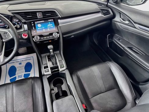 Used 2016 Honda Civic Touring image 32