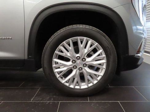 Used 2024 GMC Acadia Elevation w/ Luxury Package FWD image 20