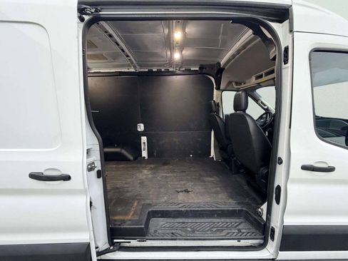 Used 2020 Ford Transit 250 Medium Roof RWD image 10