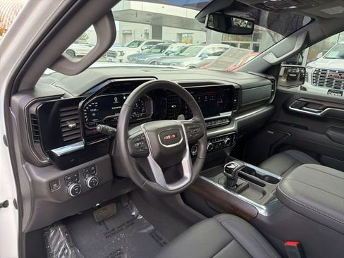 Used 2023 GMC Sierra 1500 SLT w/ SLT Premium Package image 15