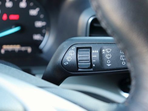 Used 2024 Ford Explorer XLT w/ Equipment Group 202A image 25