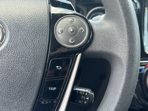 Used 2019 Toyota Prius C FWD image 25