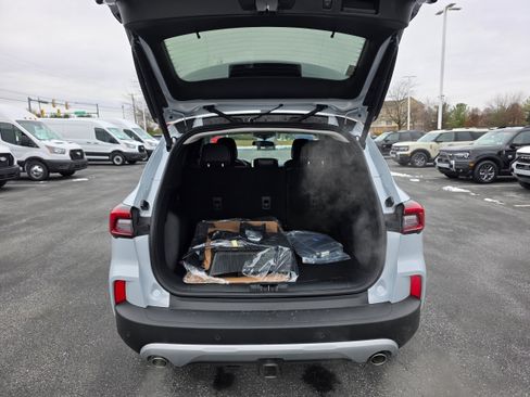 New 2026 Ford Escape Plug-in Hybrid w/ Class II Trailer Tow Package image 16