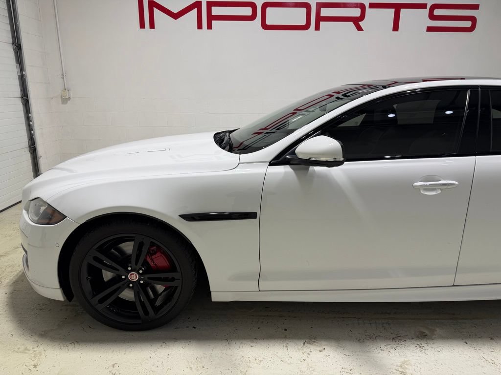 Used 2016 Jaguar XJ RWD image 5