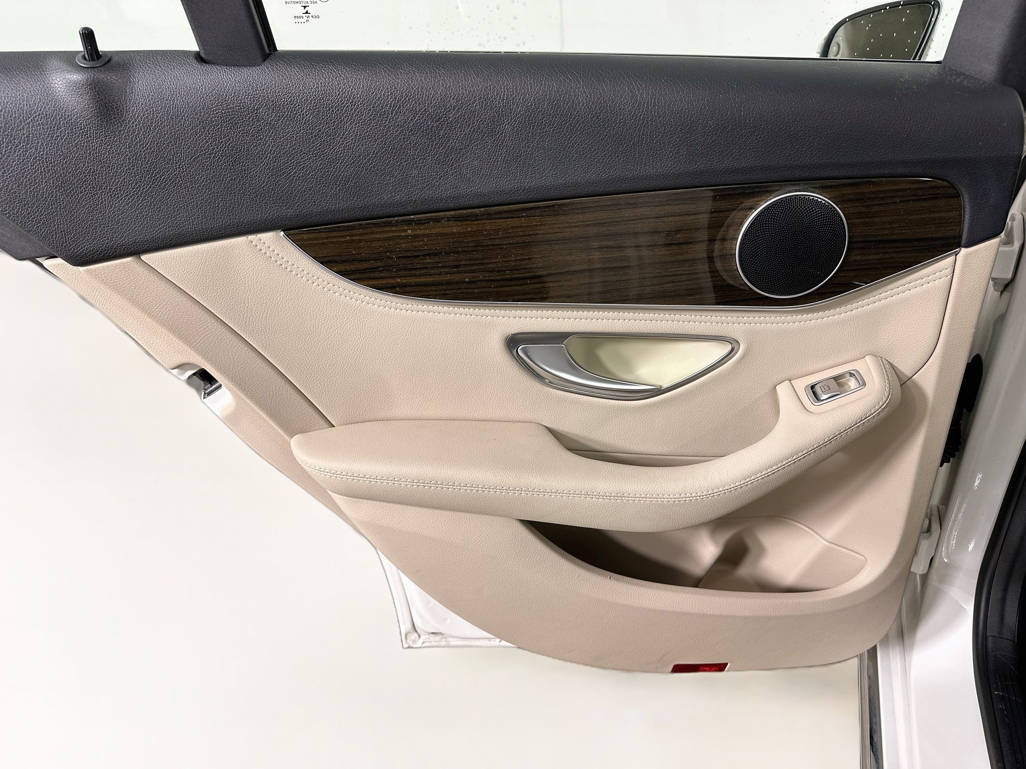 Used 2016 Mercedes-Benz C 300 4MATIC Sedan image 27