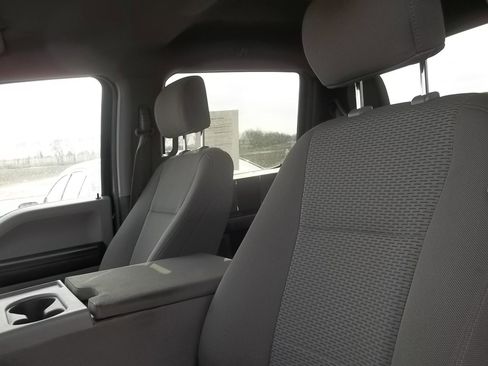 Used 2018 Ford F150 XLT image 10