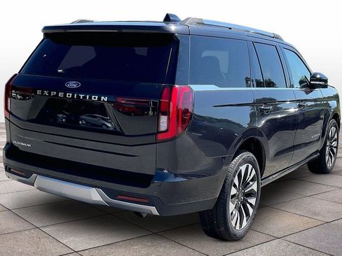 Certified 2025 Ford Expedition Platinum w/ Driver's Package AWD/4WD image 12