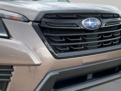 Used 2023 Subaru Forester Premium AWD/4WD image 29